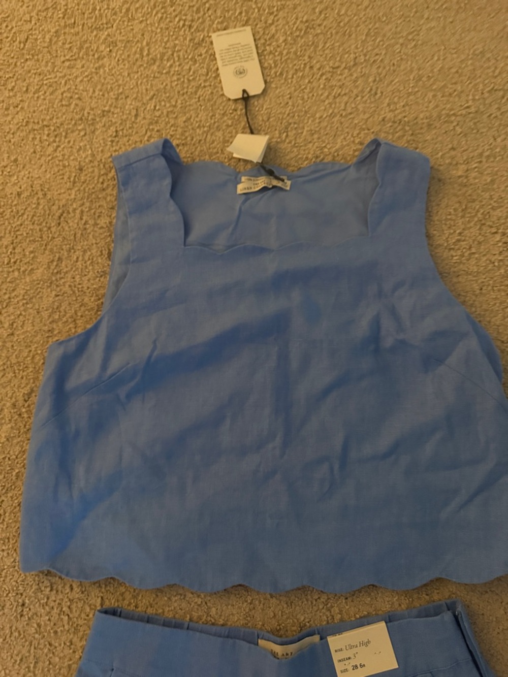 Abercrombie 2 piece scallop set - Picture 3 of 4